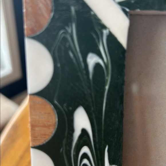 Phone Frame - Picture 2 of 8